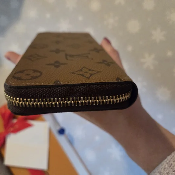 Louis Vuitton Reverse Monogram Clémence Wallet - Picture 6 of 10